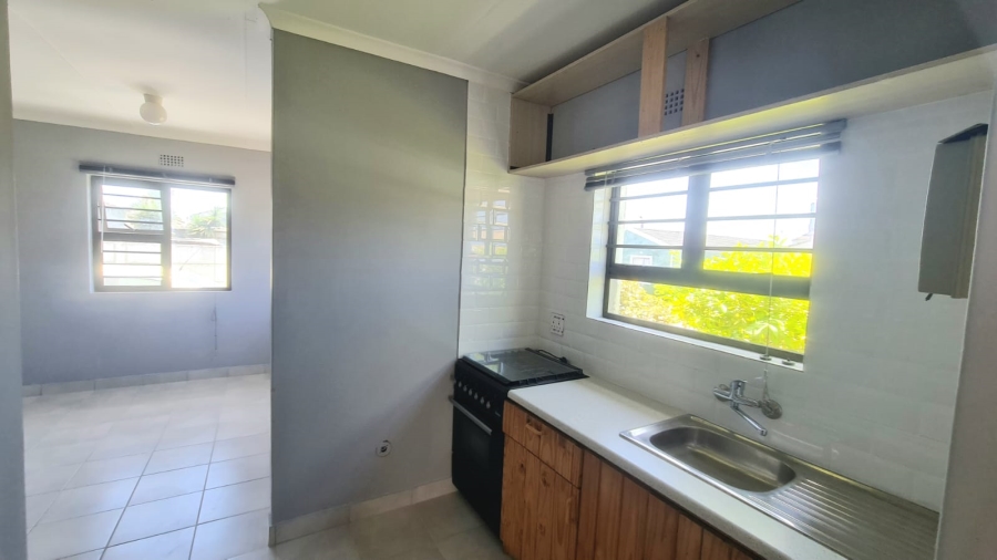 To Let 2 Bedroom Property for Rent in Greenfield Western Cape